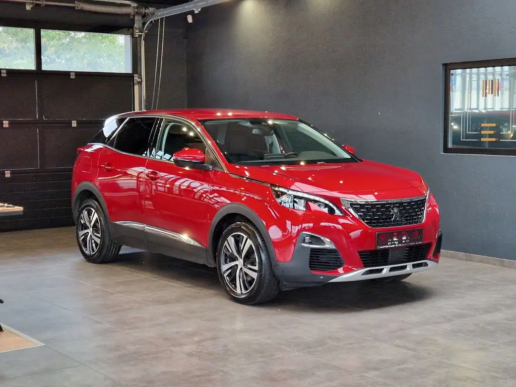 Photo 1 : Peugeot 3008 2019 Petrol