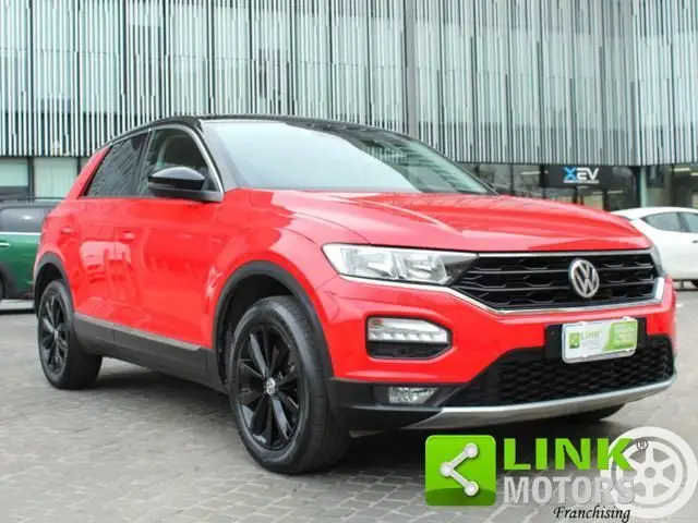 Photo 1 : Volkswagen T-roc 2021 Essence