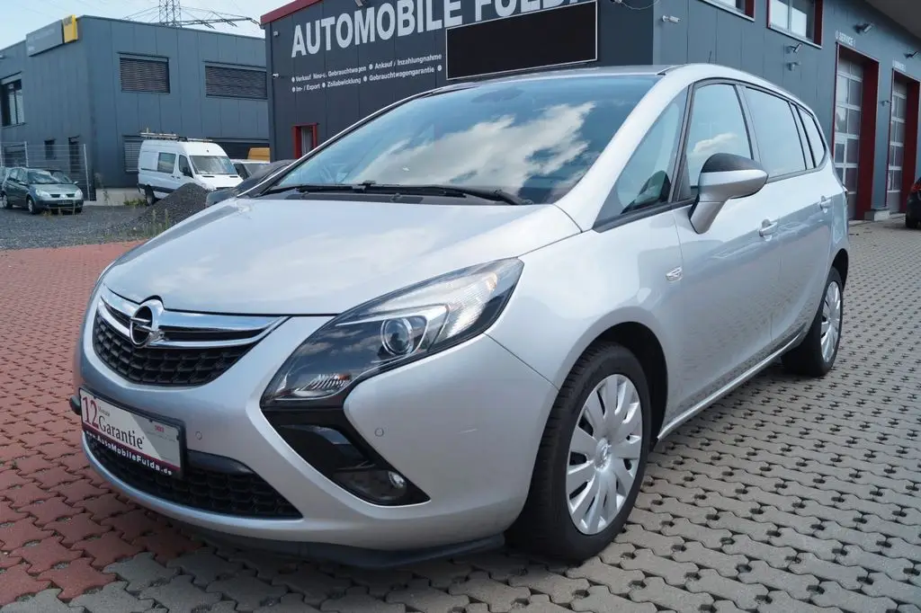 Photo 1 : Opel Zafira 2014 Diesel