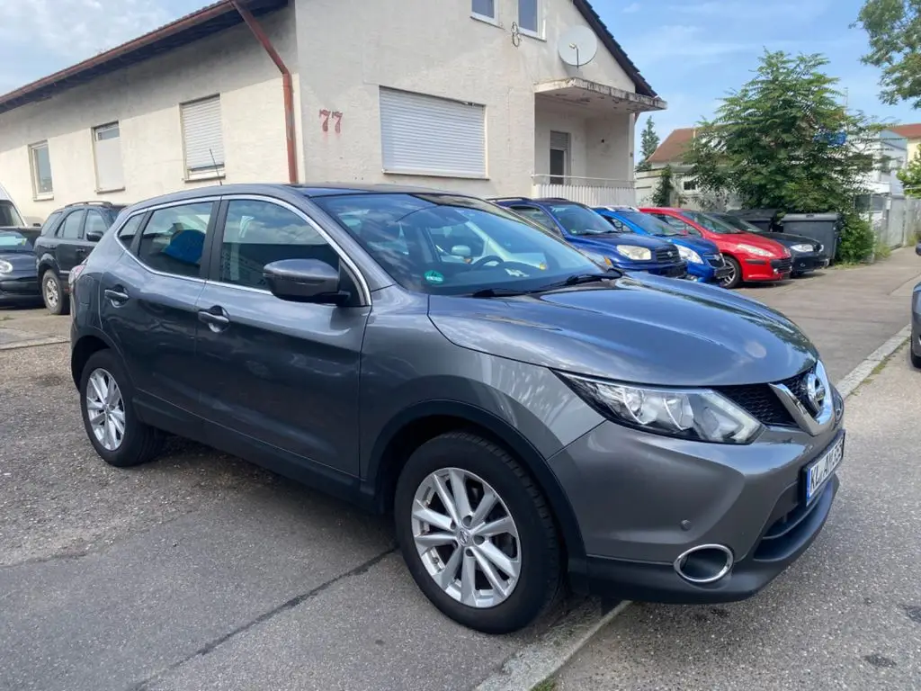 Photo 1 : Nissan Qashqai 2015 Essence