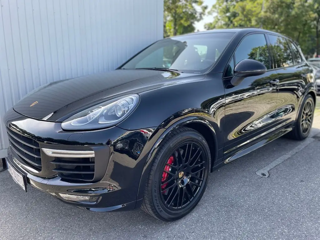 Photo 1 : Porsche Cayenne 2016 Essence