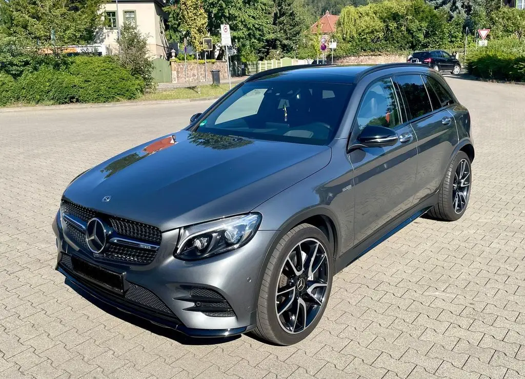 Photo 1 : Mercedes-benz Classe Glc 2017 Essence