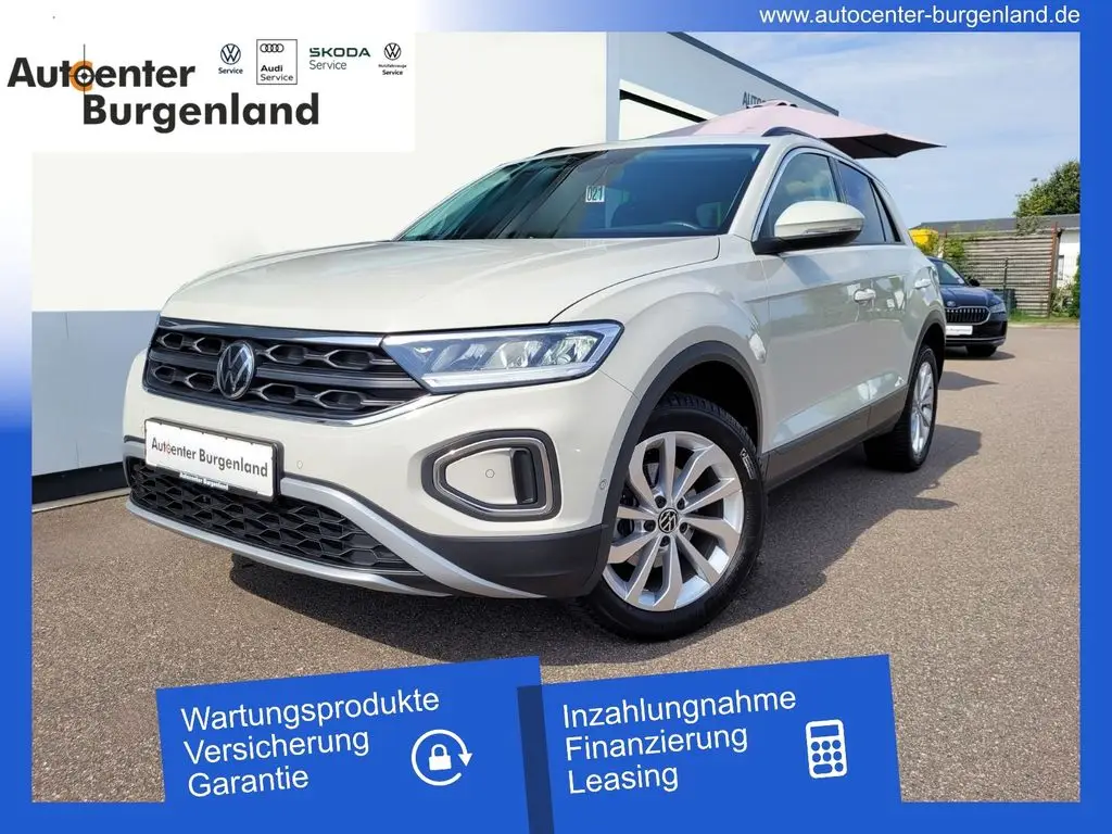 Photo 1 : Volkswagen T-roc 2023 Essence