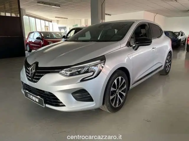 Photo 1 : Renault Clio 2023 Essence