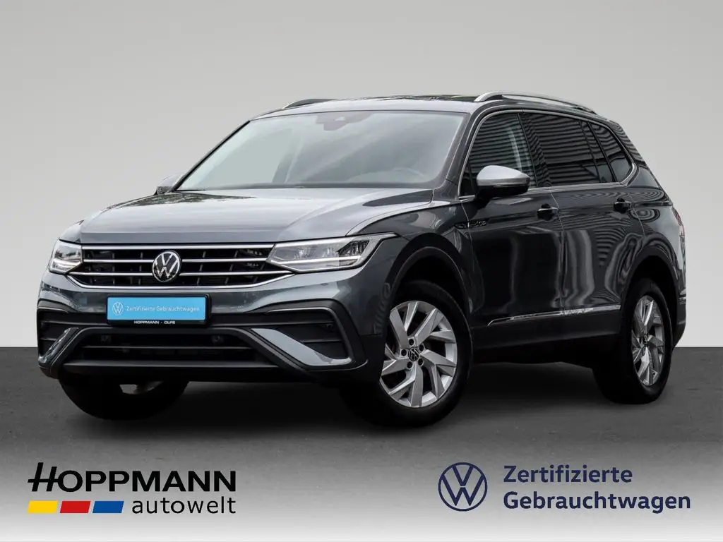 Photo 1 : Volkswagen Tiguan 2023 Essence