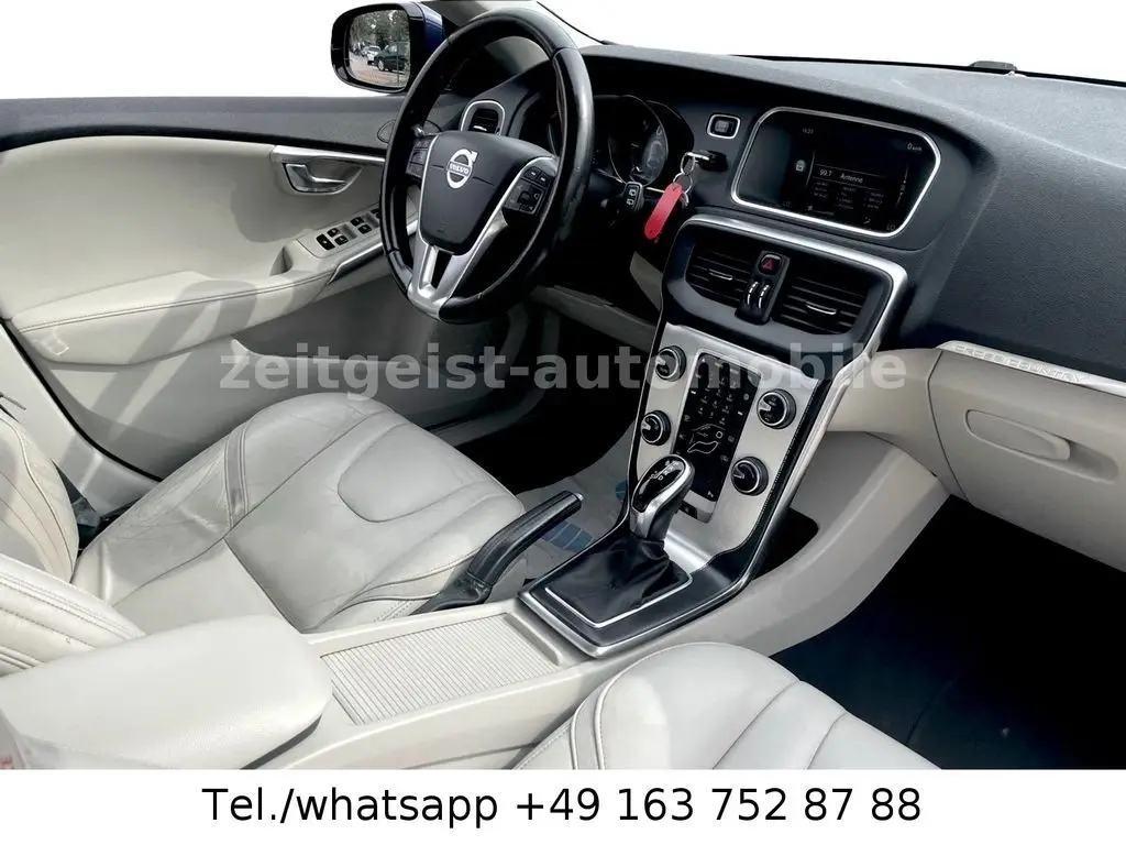 Photo 1 : Volvo V40 2015 Diesel