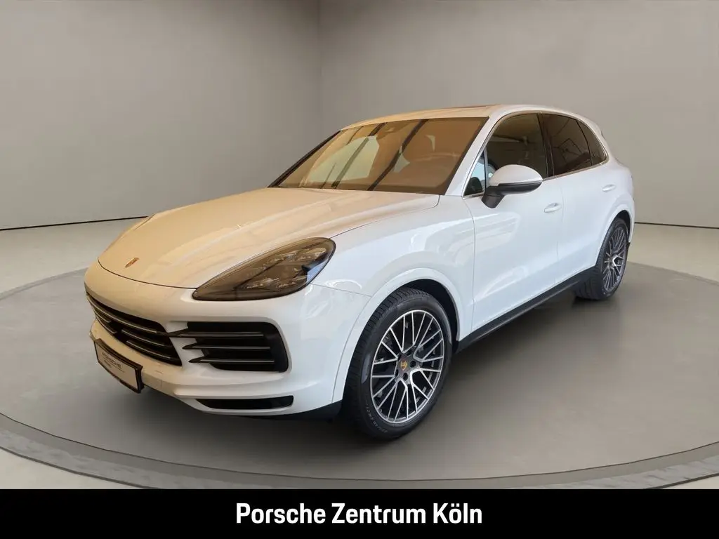 Photo 1 : Porsche Cayenne 2022 Essence