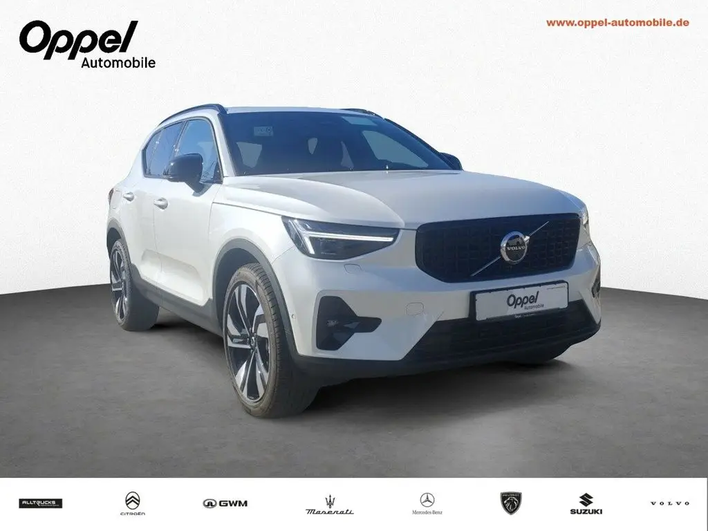 Photo 1 : Volvo Xc40 2024 Petrol