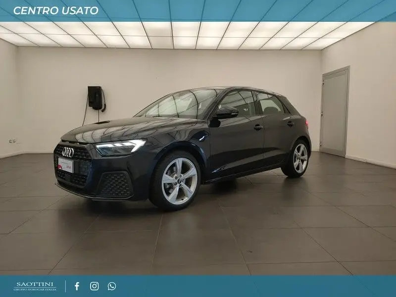 Photo 1 : Audi A1 2021 Autres