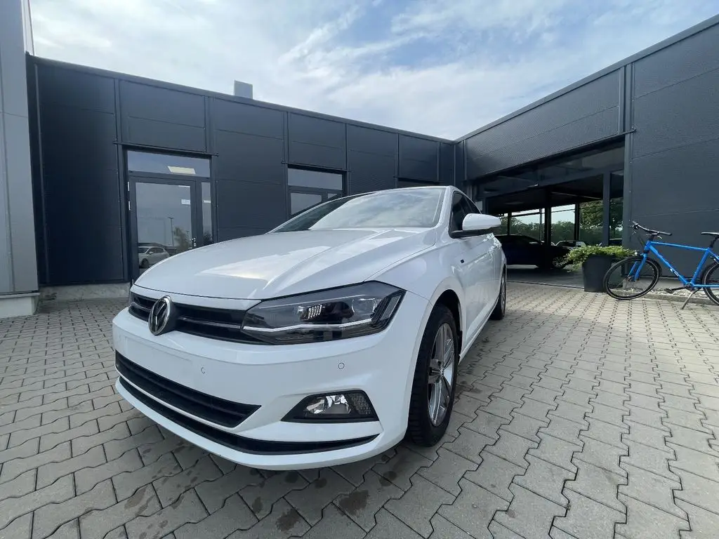 Photo 1 : Volkswagen Polo 2019 Essence