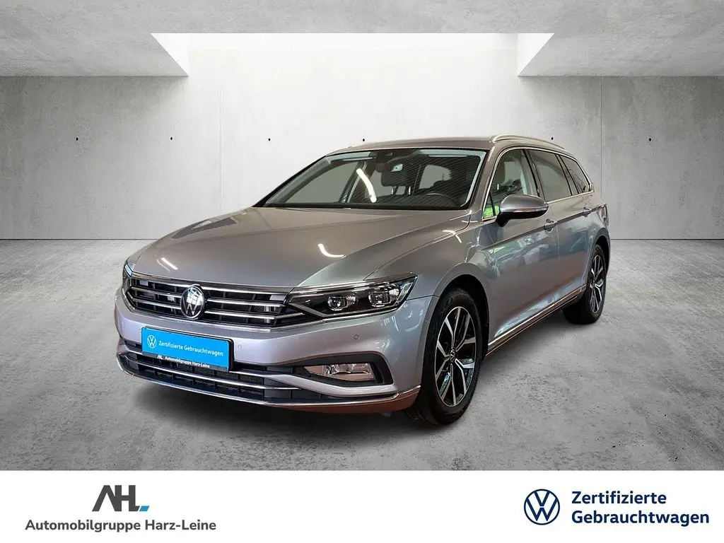 Photo 1 : Volkswagen Passat 2023 Diesel