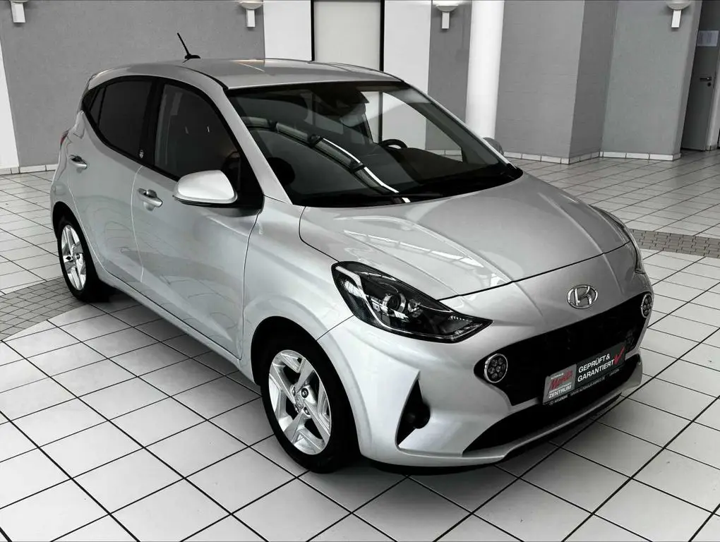 Photo 1 : Hyundai I10 2021 Essence