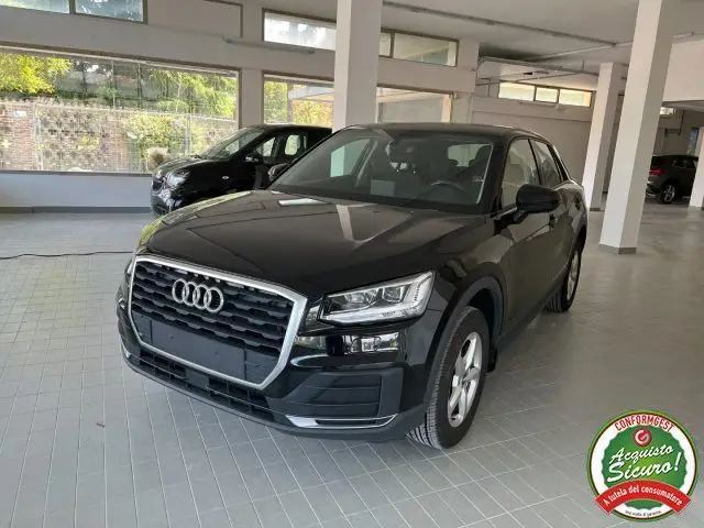 Photo 1 : Audi Q2 2017 Essence