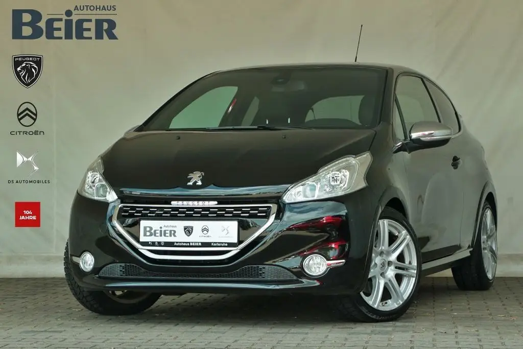 Photo 1 : Peugeot 208 2015 Petrol