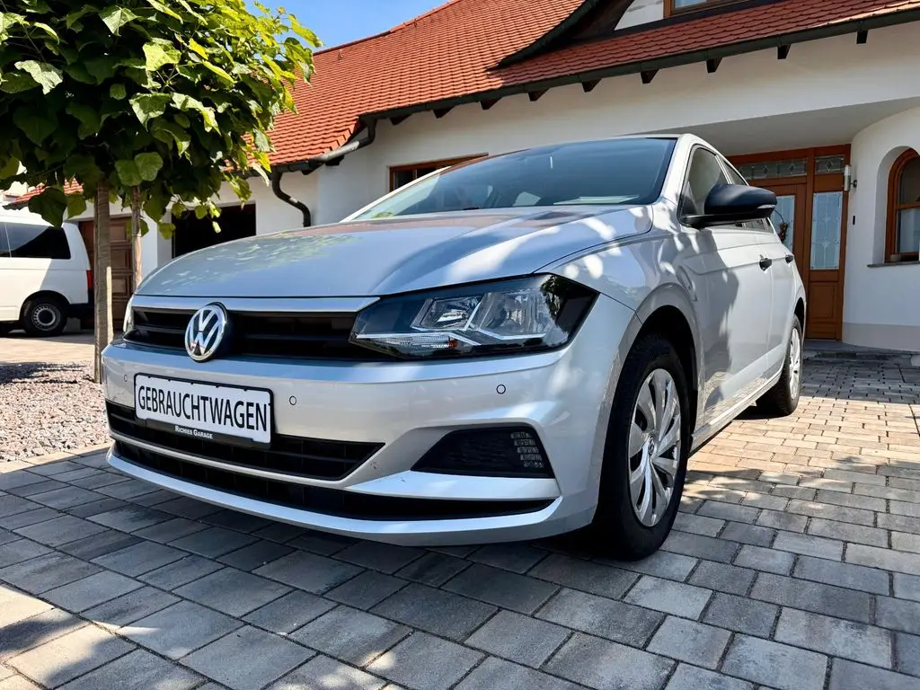 Photo 1 : Volkswagen Polo 2019 Essence