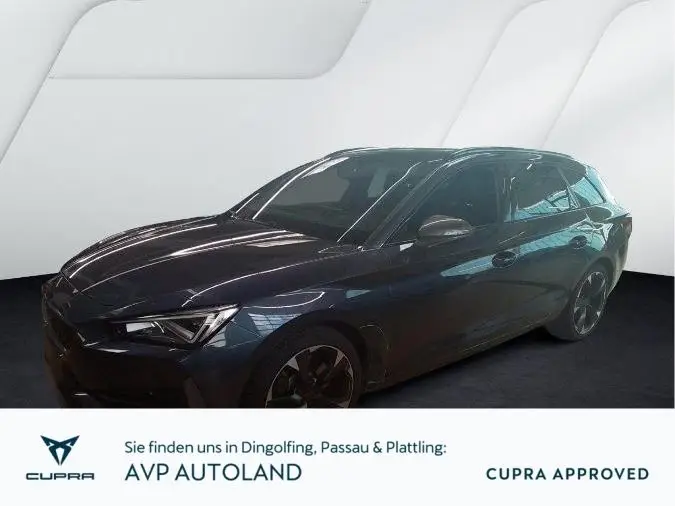 Photo 1 : Cupra Leon 2024 Petrol