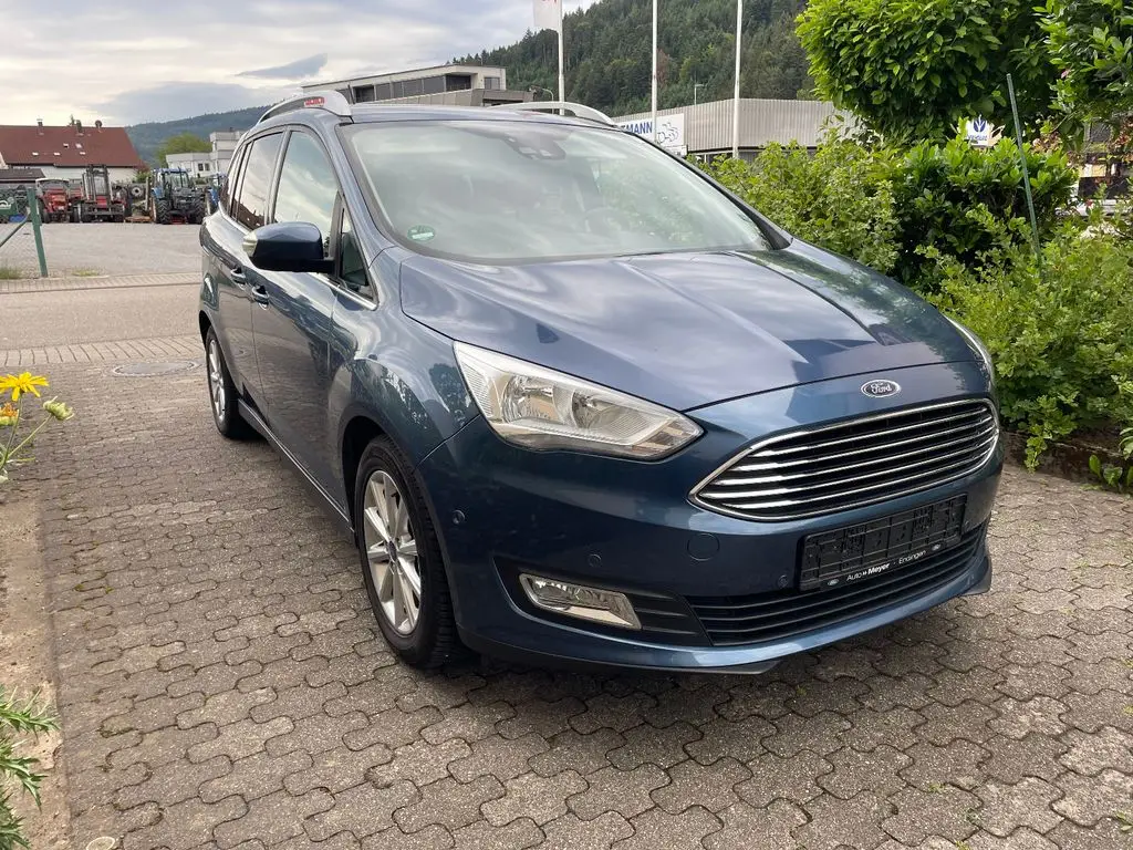 Photo 1 : Ford Grand C-max 2018 Essence