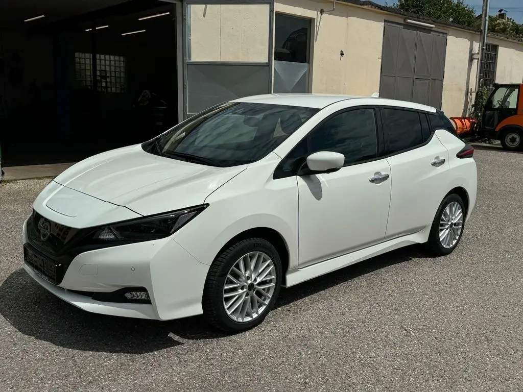 Photo 1 : Nissan Leaf 2023 Not specified