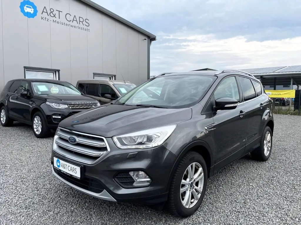 Photo 1 : Ford Kuga 2019 Diesel