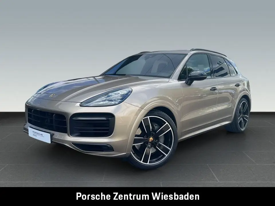 Photo 1 : Porsche Cayenne 2020 Petrol