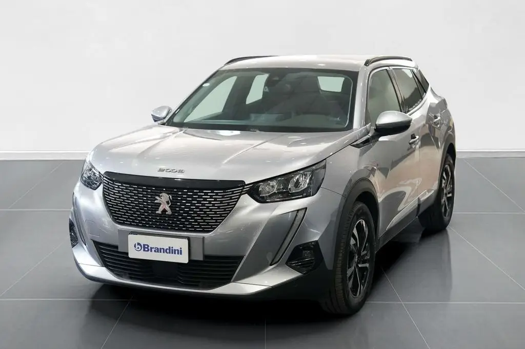 Photo 1 : Peugeot 2008 2021 Essence