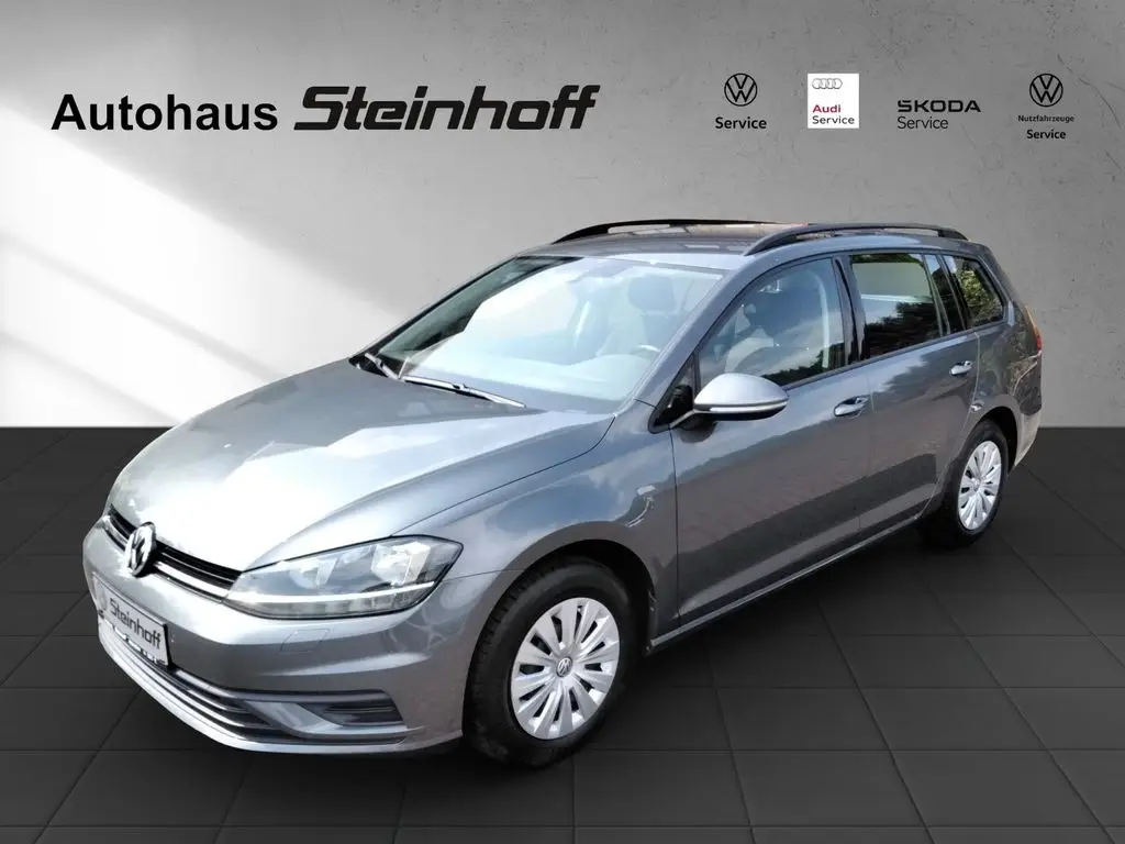 Photo 1 : Volkswagen Golf 2019 Essence