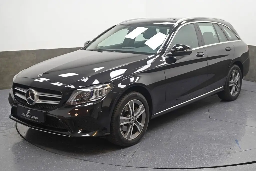 Photo 1 : Mercedes-benz Classe C 2019 Petrol