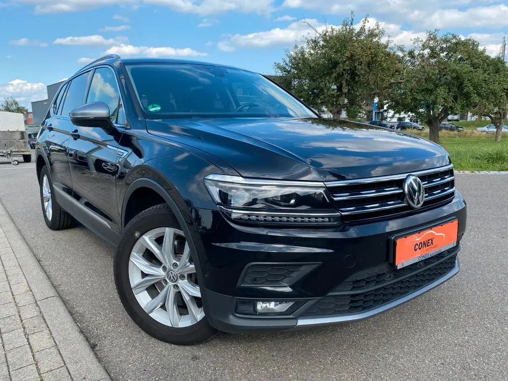 Photo 1 : Volkswagen Tiguan 2019 Diesel