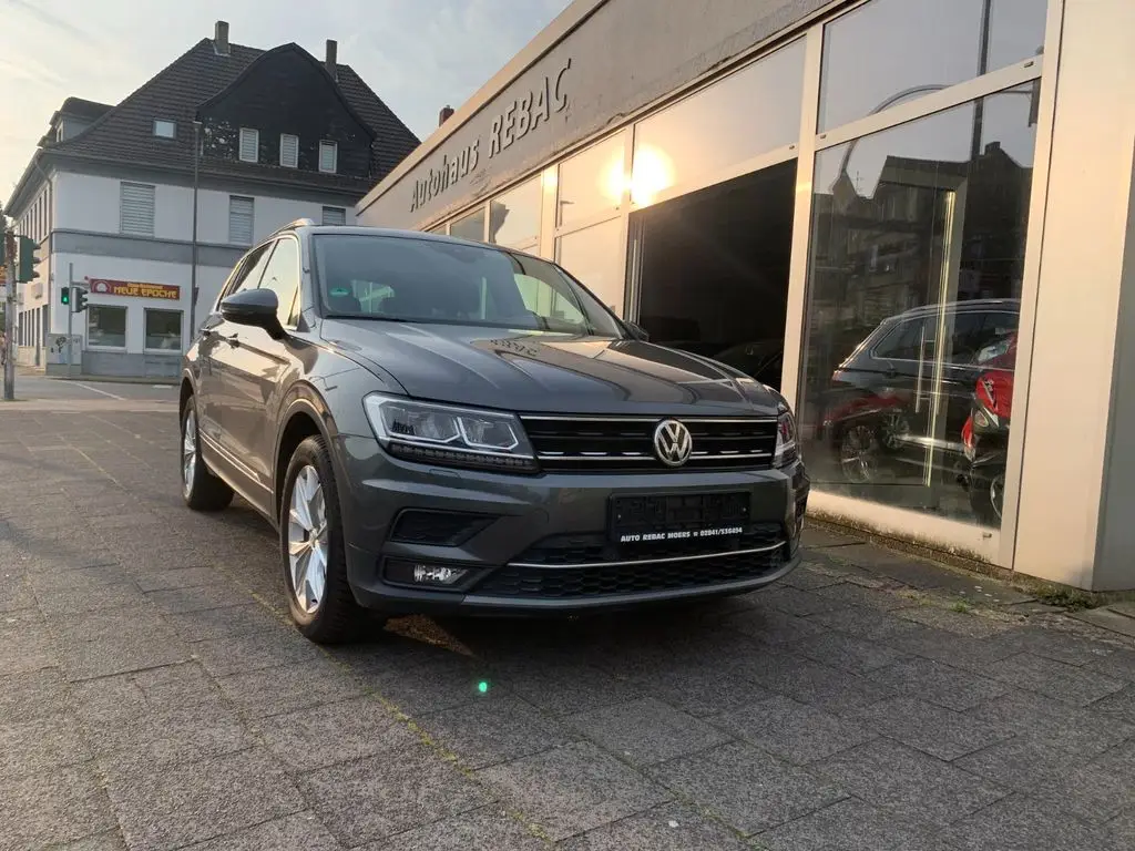 Photo 1 : Volkswagen Tiguan 2018 Petrol