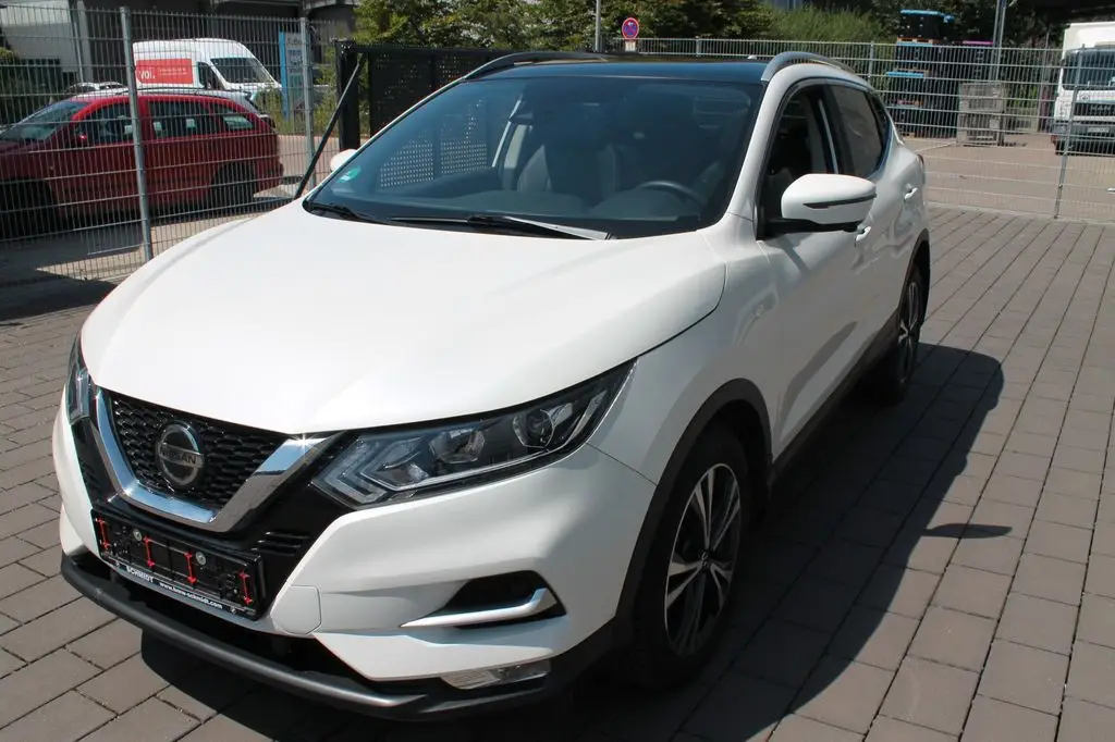 Photo 1 : Nissan Qashqai 2019 Petrol