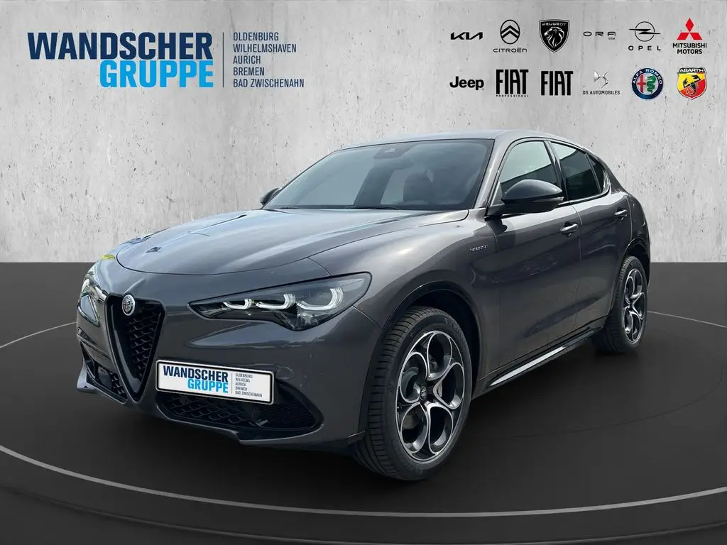 Photo 1 : Alfa Romeo Stelvio 2024 Essence