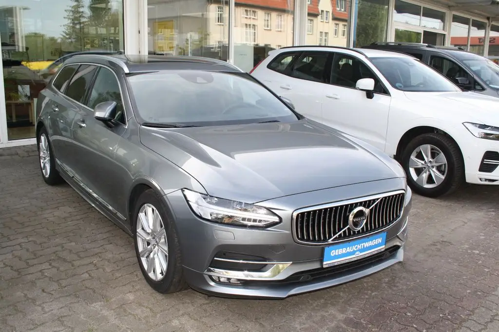 Photo 1 : Volvo V90 2019 Diesel