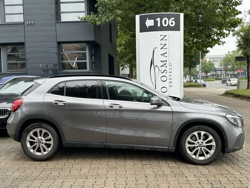 Photo 1 : Mercedes-benz Classe Gla 2018 Essence