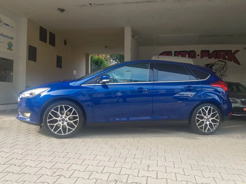 Photo 1 : Ford Focus 2014 Petrol