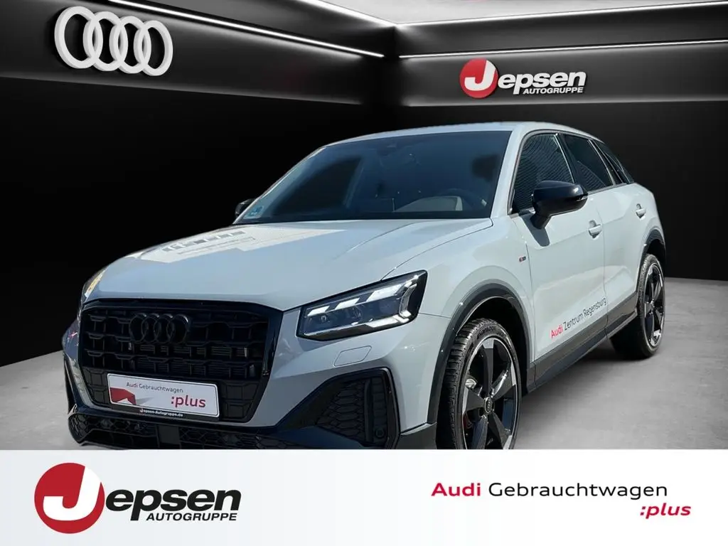 Photo 1 : Audi Q2 2024 Essence