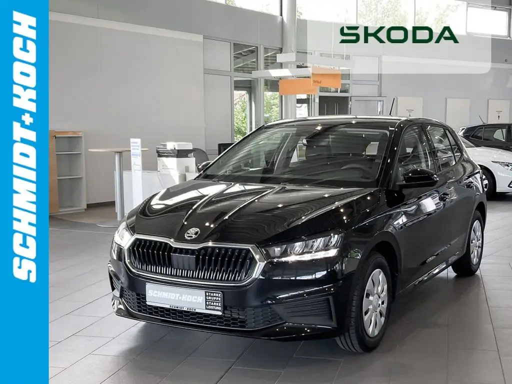 Photo 1 : Skoda Fabia 2023 Petrol