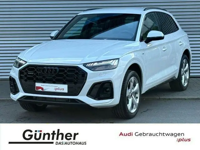 Photo 1 : Audi Q5 2023 Hybride