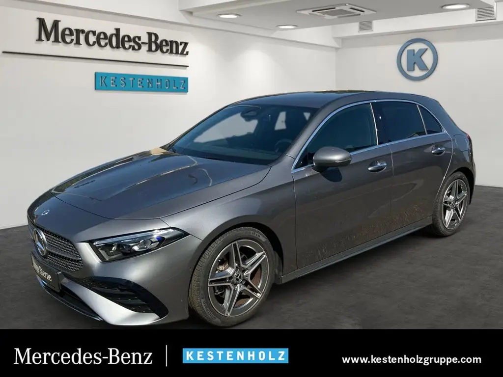 Photo 1 : Mercedes-benz Classe A 2023 Petrol