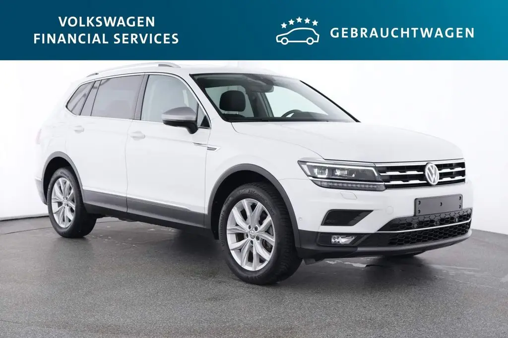 Photo 1 : Volkswagen Tiguan 2021 Essence