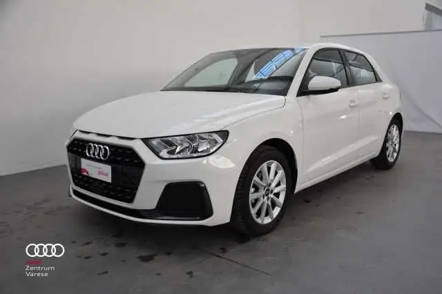 Photo 1 : Audi A1 2023 Petrol