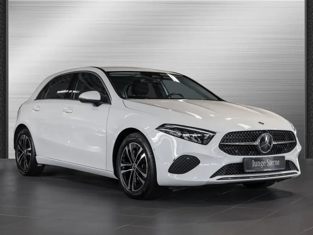 Photo 1 : Mercedes-benz Classe A 2023 Essence