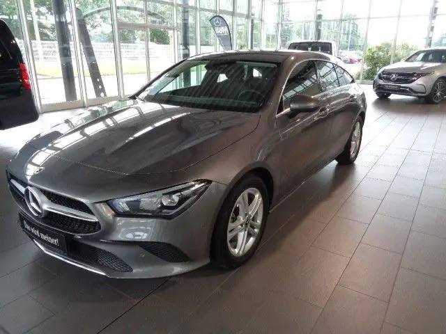 Photo 1 : Mercedes-benz Classe Cla 2023 Petrol