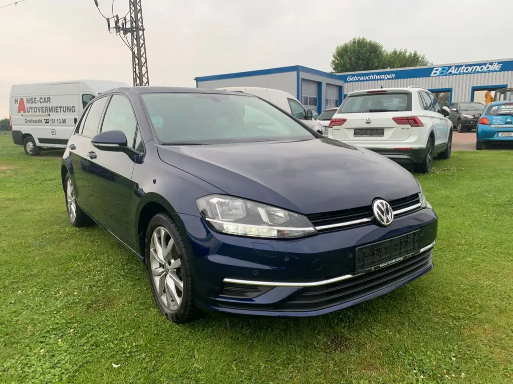 Photo 1 : Volkswagen Golf 2019 Petrol