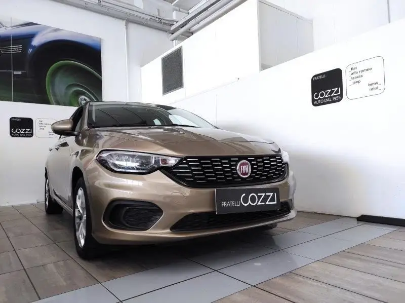 Photo 1 : Fiat Tipo 2018 Essence