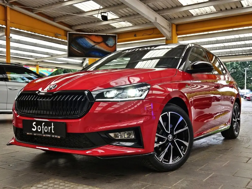 Photo 1 : Skoda Fabia 2024 Petrol