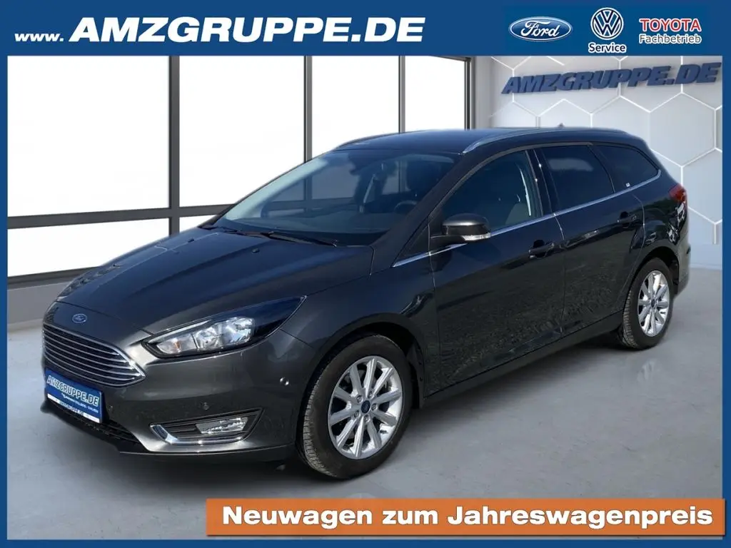 Photo 1 : Ford Focus 2017 Petrol