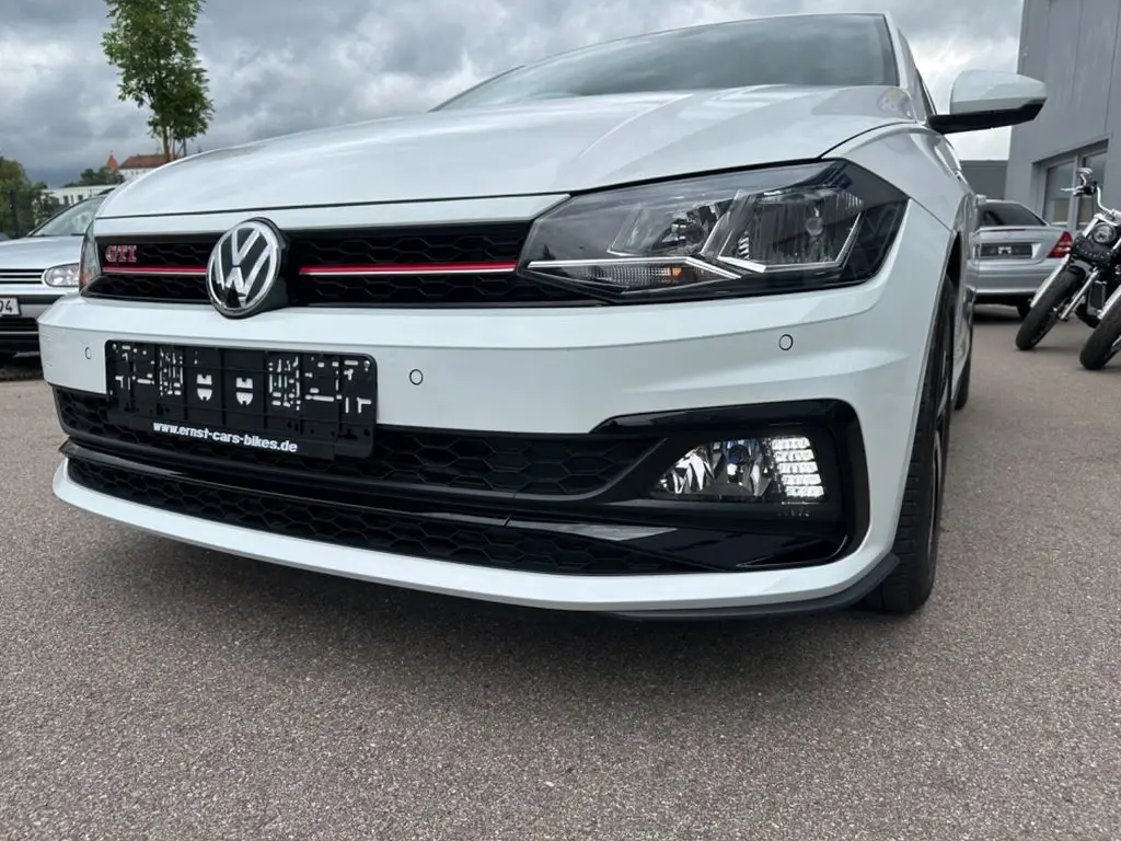 Photo 1 : Volkswagen Polo 2020 Essence