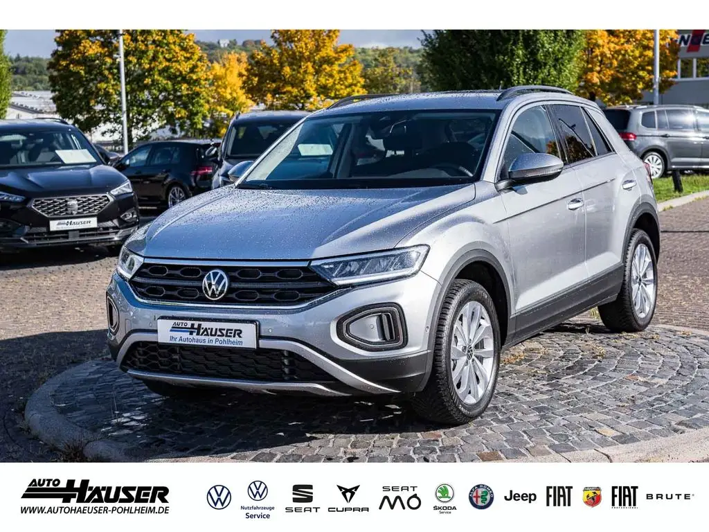 Photo 1 : Volkswagen T-roc 2024 Petrol