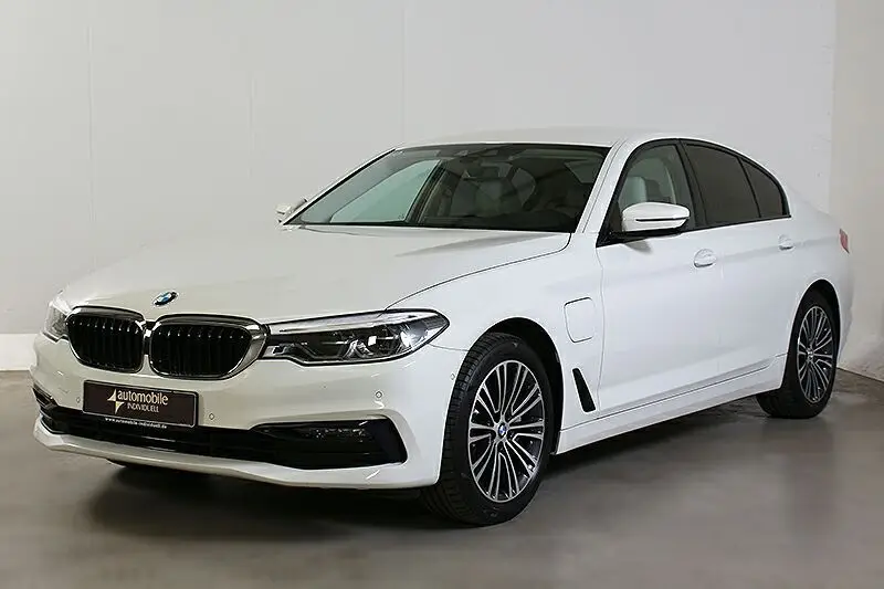 Photo 1 : Bmw Serie 5 2020 Hybrid