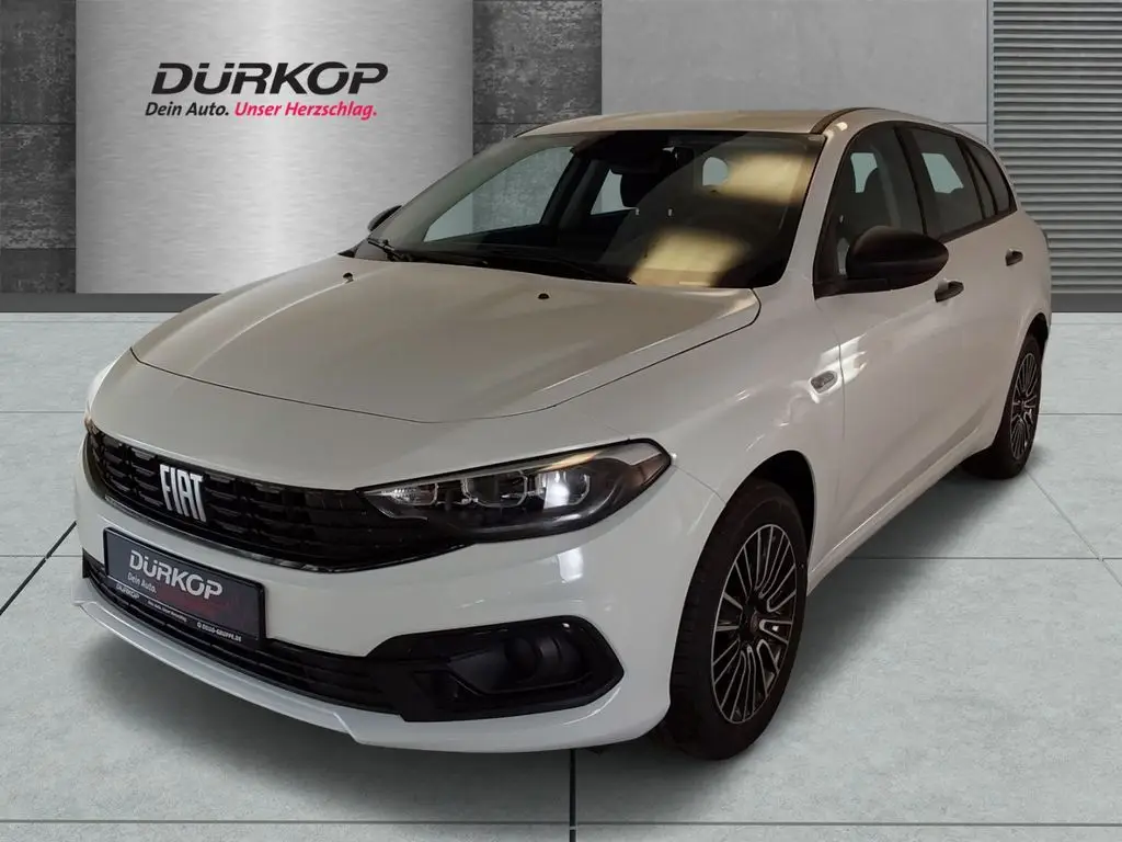 Photo 1 : Fiat Tipo 2024 Essence